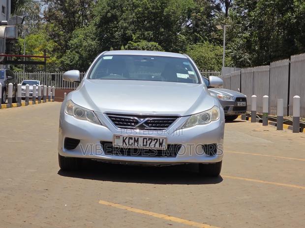 Toyota Mark X 2010 Silver