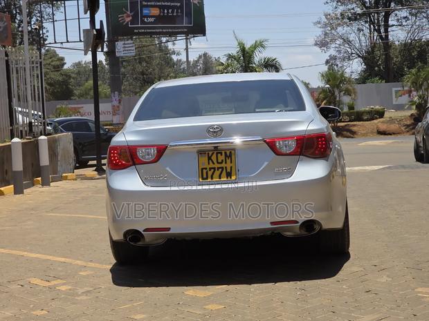 Toyota Mark X 2010 Silver
