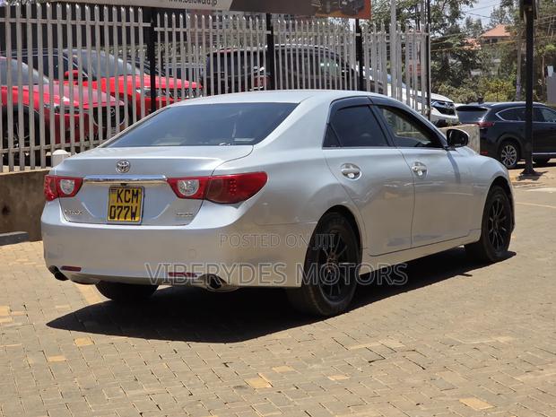 Toyota Mark X 2010 Silver