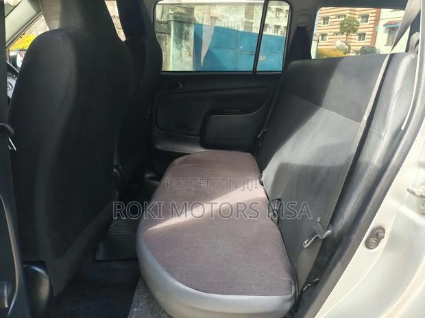 Toyota Probox 2018 Blue