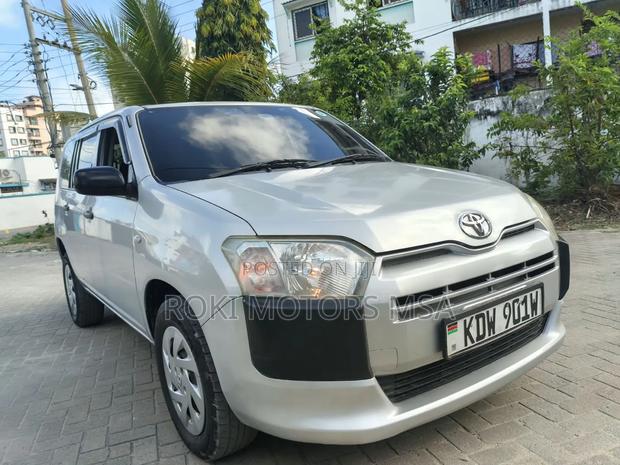Toyota Probox 2018 Blue
