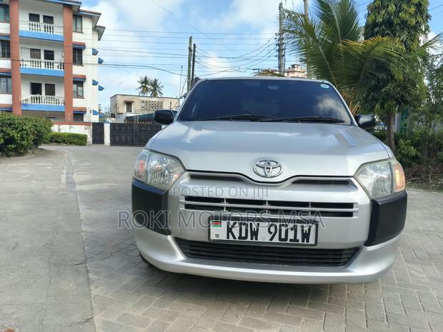 Toyota Probox 2018 Blue