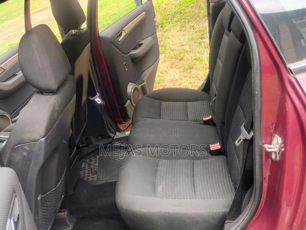 Mercedes-Benz B-Class 2010 Red