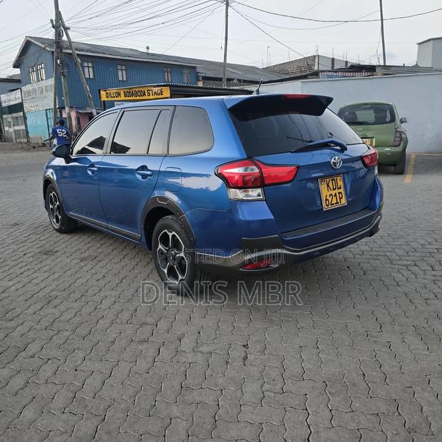Toyota Corolla Fielder 2017 Blue