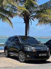 Toyota Harrier 2.0 2017 Black for sale