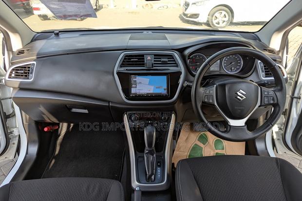 Suzuki SX 2019 White