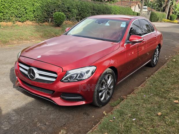 Mercedes-Benz C200 2014 Red