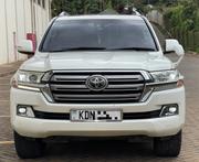 Toyota Land Cruiser 2016 White for sale