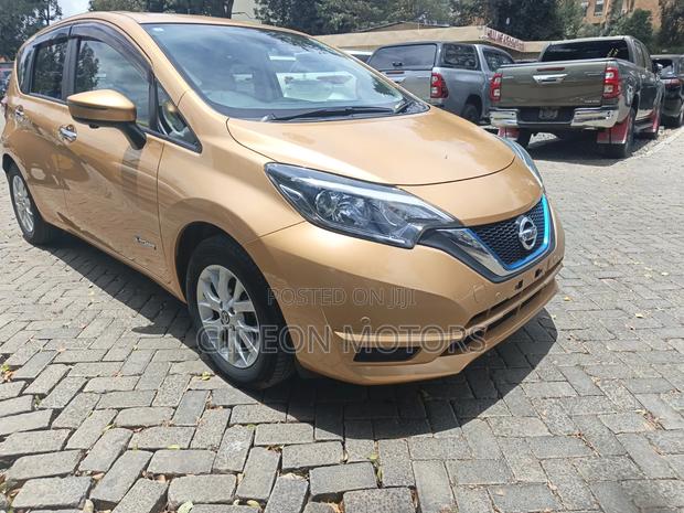 Nissan Note 2019 Gold