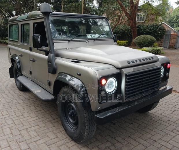 Land Rover Defender 2014 Gray