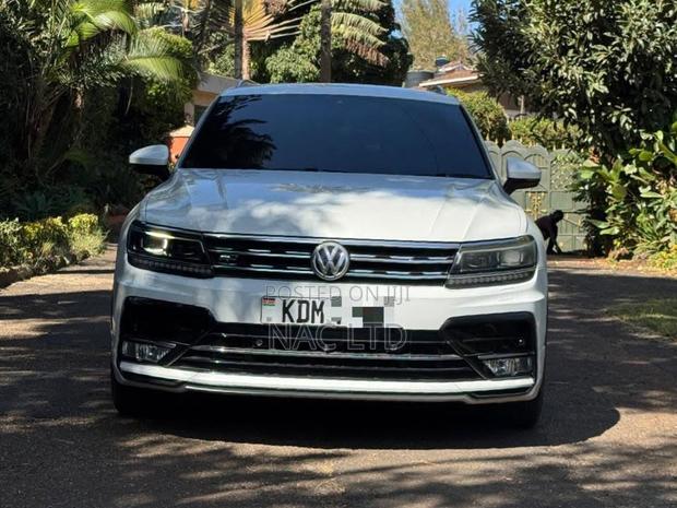 Volkswagen Tiguan R-Line FWD 2016 White