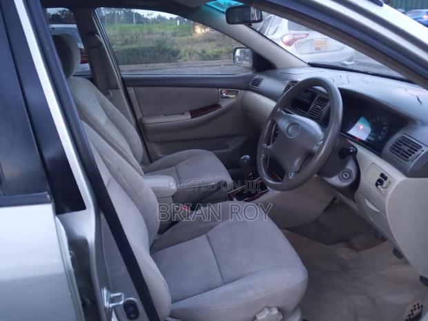 Toyota Corolla Sedan 2002 Silver