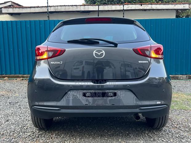 Mazda 2 2020 Gray