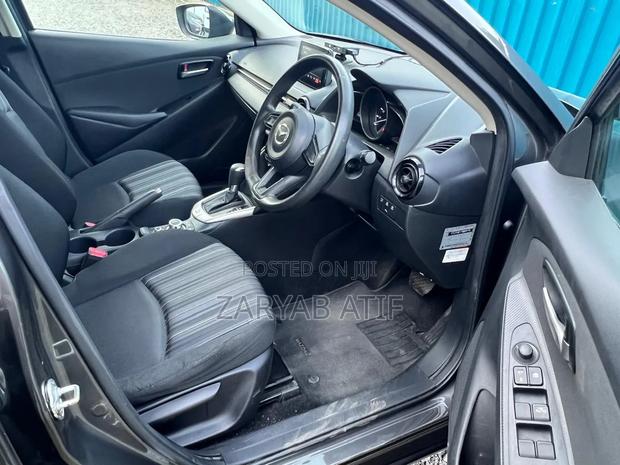 Mazda 2 2020 Gray