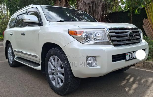 Toyota Land Cruiser Prado 2014 Pearl
