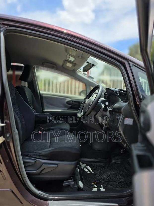 Toyota Wish 2012 Burgundy