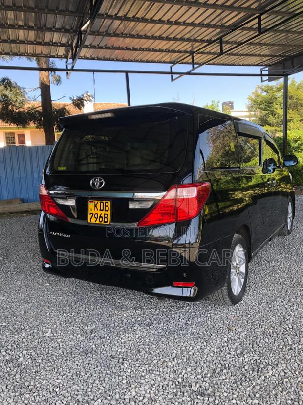 Toyota Alphard 2014 Black