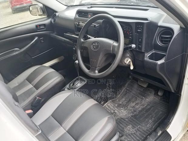 Toyota Probox 1.5 DX 2WD 2013 White