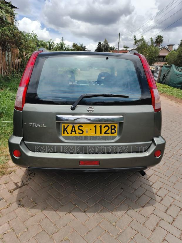 Nissan X-Trail 2007 Green