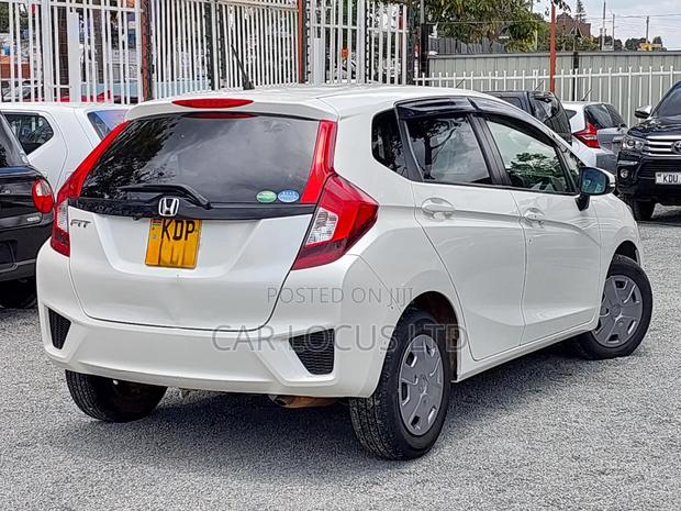 Honda Fit 2016 Pearl