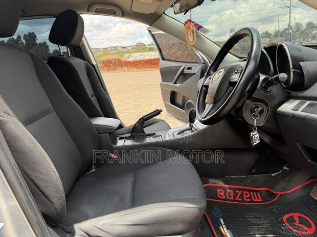 Mazda Axela 2011 Gray