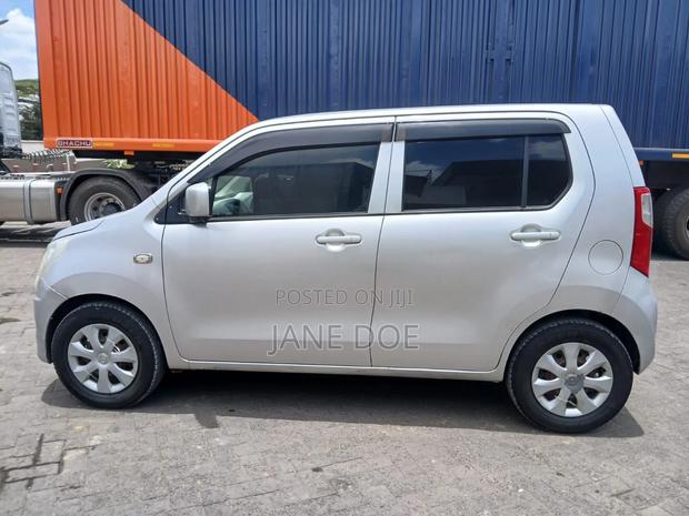 Mazda Flair 2015 Silver