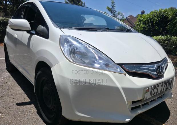 Honda Fit 2012 White