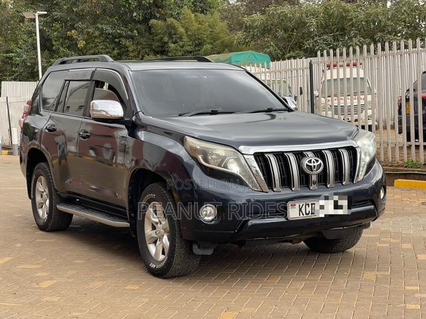 Toyota Land Cruiser Prado 2010 Blue