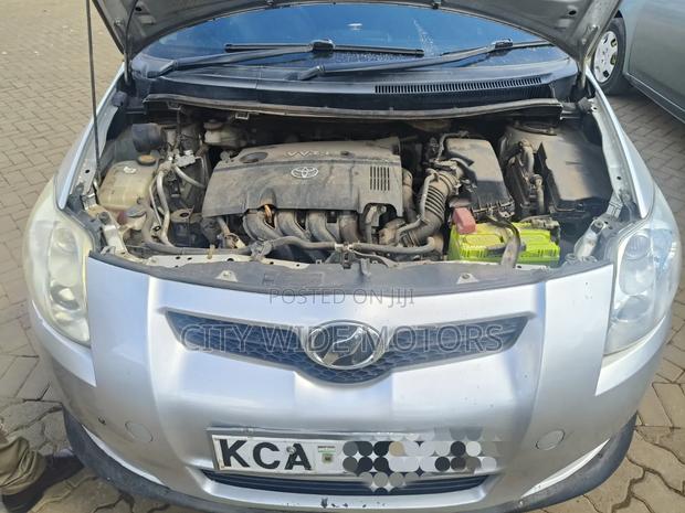 Toyota Auris 2008 Silver