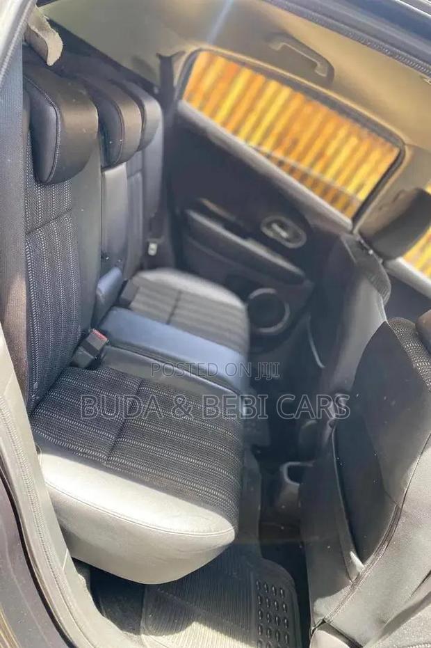 Honda Vezel 1.5 Hybrid 2WD 2018 Purple