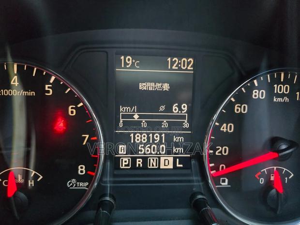 Nissan X-Trail 2010 Silver