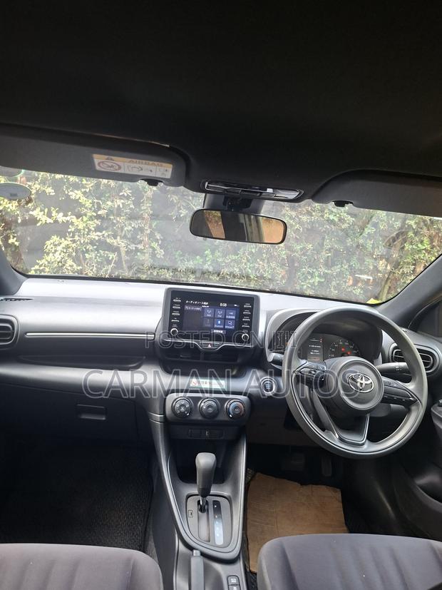 Toyota Yaris 1.5 Sedan L 2020 Silver