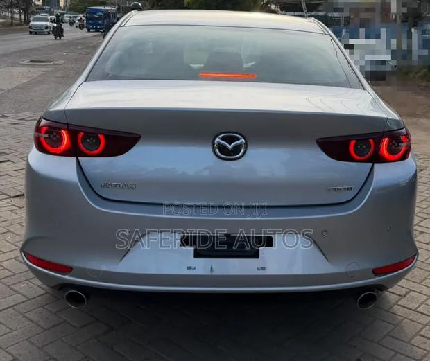 Mazda 3 2021 Silver