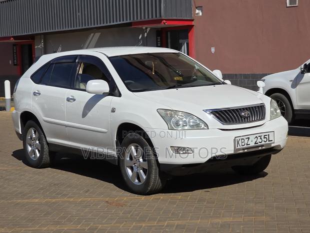 Toyota Harrier 2007 White
