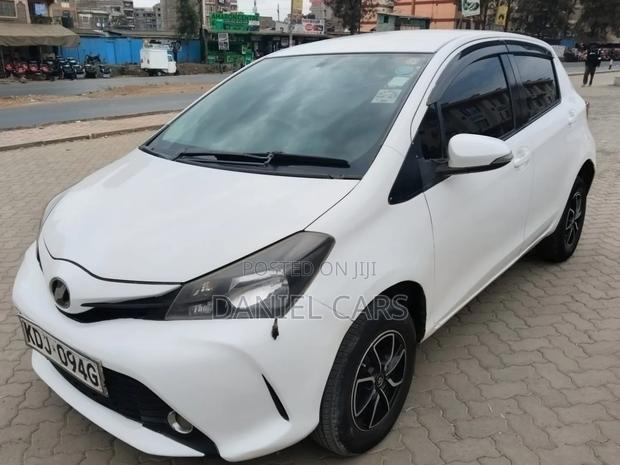 Toyota Vitz 2015 White