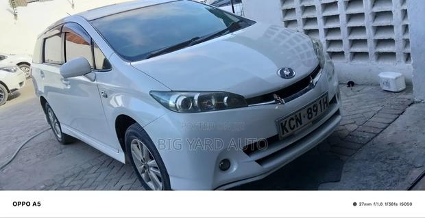 Toyota Wish 2010 White
