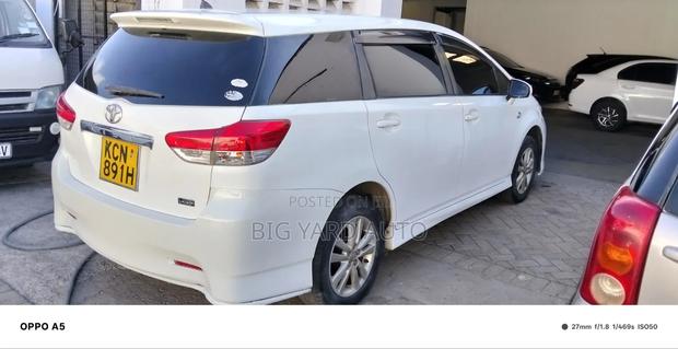 Toyota Wish 2010 White