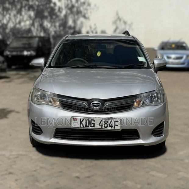 Toyota Corolla Fielder 1.8 Petrol FWD 2014 Silver