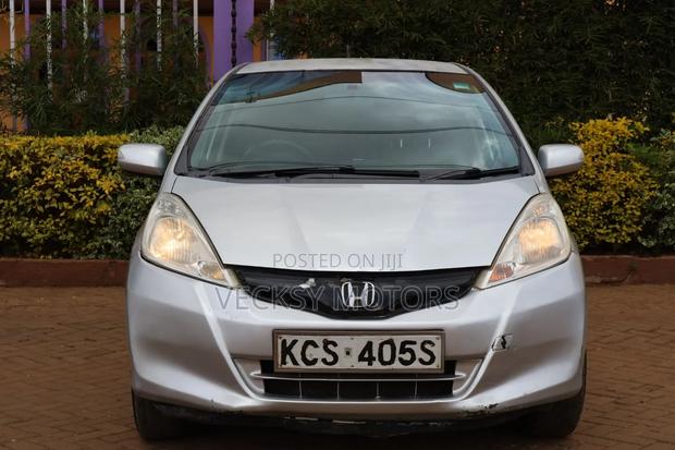 Honda Fit 2011 Silver