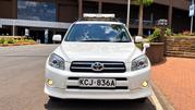 Toyota RAV4 Limited V6 4x4 2009 Pearl for sale
