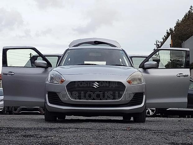 Suzuki Swift 2018 Silver