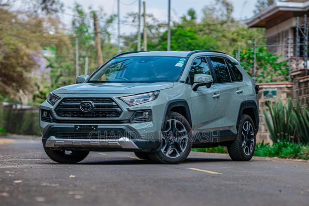 Toyota RAV4 Adventure AWD 2020 Green