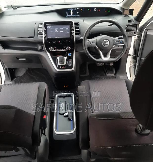 Nissan Serena 2019 White