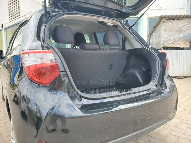 Toyota Vitz 1.0 FWD 5dr 2020 Black