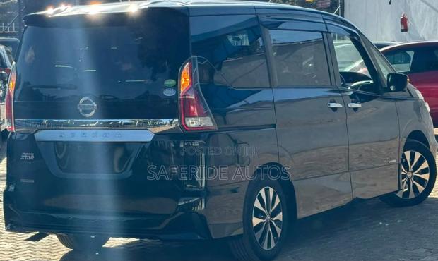 Nissan Serena 2019 Black