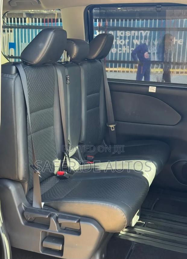 Nissan Serena 2019 Black