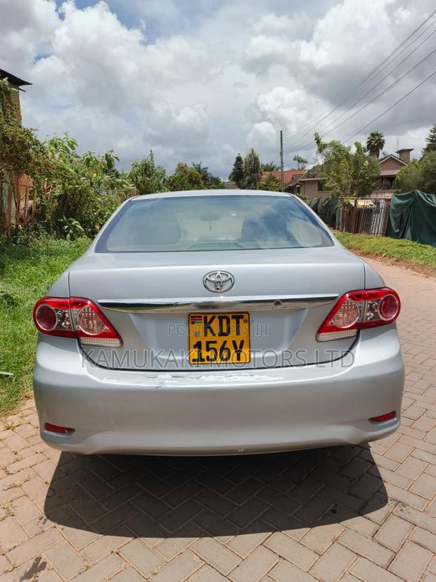 Toyota Corolla 2013 Silver