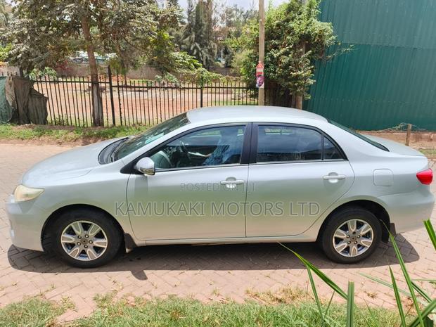 Toyota Corolla 2013 Silver