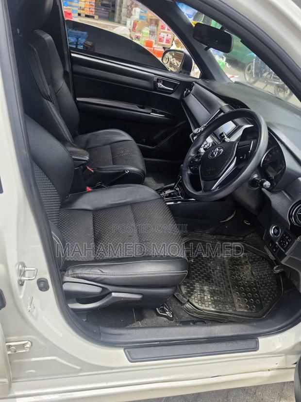 Toyota Corolla Fielder 2016 White