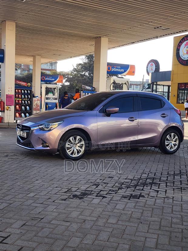 Mazda Demio 2016 Silver